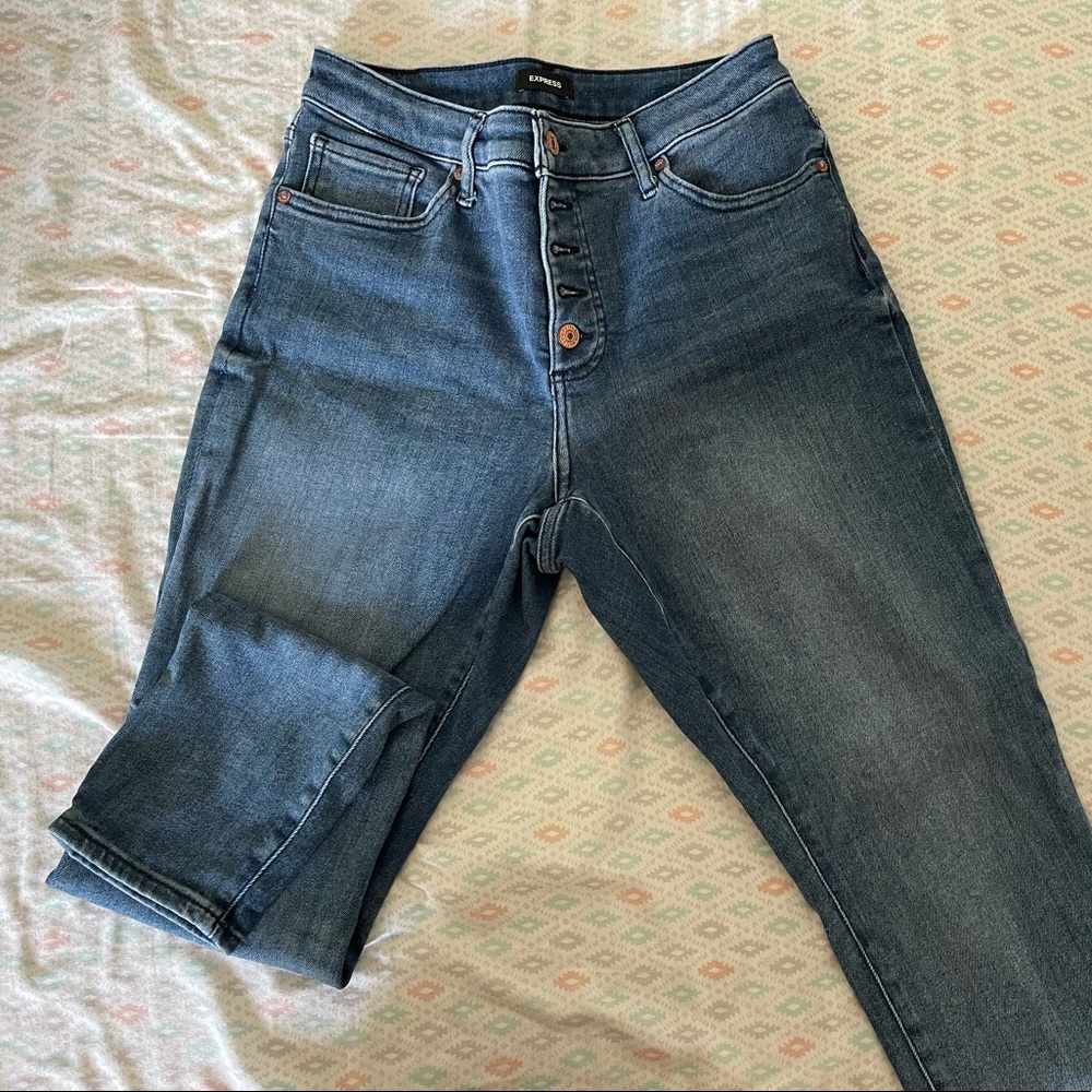 High rise Fly button jeans